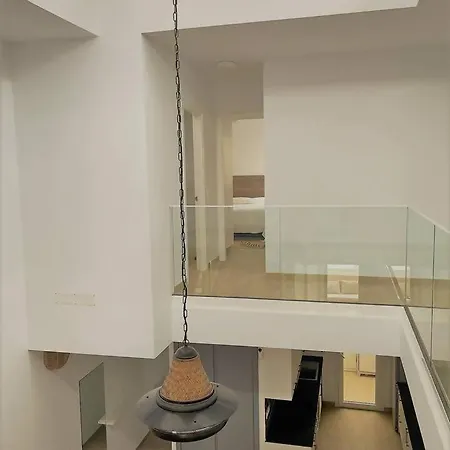 Sunset Bastián, Junto A La Costa Costa Teguise