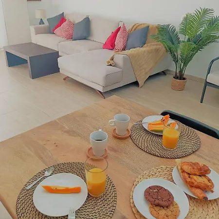 Сasa de vacaciones Sunset Bastián, Junto A La Costa Costa Teguise